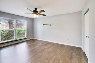 317 E Tall Oaks Ln, Itasca, IL 60143 - Photo 12
