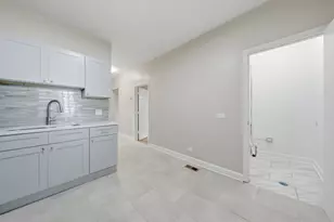 7131 S Normal Blvd, Chicago, IL 60621 - Photo 22