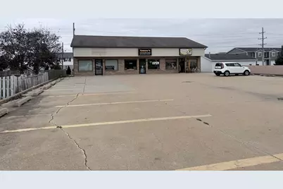 58 N Locust Street, Manteno, IL 60950 - Photo 1