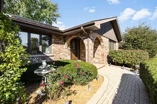 14346 S Golden Oak Dr, Homer Glen, IL 60491 - Photo 2