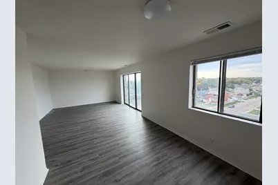 2300 N Harlem Avenue #603, Elmwood Park, IL 60707 - Photo 2