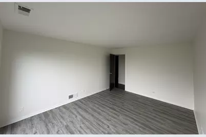 2300 N Harlem Avenue #603, Elmwood Park, IL 60707 - Photo 8