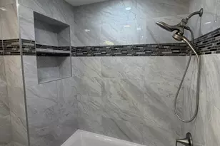 966 S Iowa Ave, Addison, IL 60101 - Photo 14
