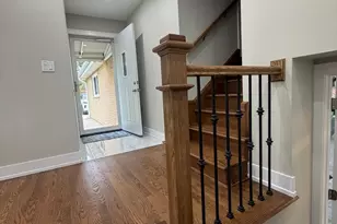 966 S Iowa Ave, Addison, IL 60101 - Photo 8