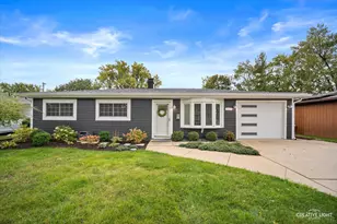 609 Ridgewood Rd, Streamwood, IL 60107 - Photo 1