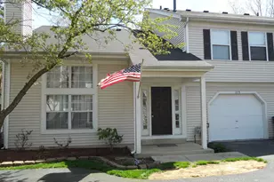 273 Butternut Ln, Streamwood, IL 60107 - Photo 1