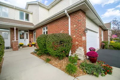 10726 Canterbury Drive, Mokena, IL 60448 - Photo 2