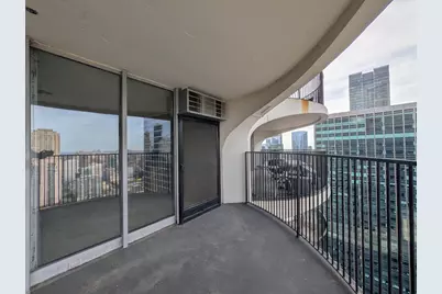 300 N State Street #4905, Chicago, IL 60654 - Photo 20
