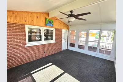 533 Woodview Avenue, Elk Grove Village, IL 60007 - Photo 22