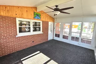 533 Woodview Ave, Elk Grove Village, IL 60007 - Photo 22