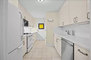 5300 S Shore Dr, Chicago, IL 60615 - Photo 10