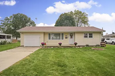 125 Maple Street, Gibson City, IL 60936 - Photo 1