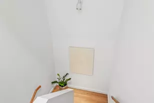 29 W Chestnut St, Chicago, IL 60610 - Photo 22