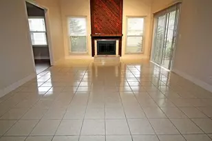899 Colony Lake Dr, Schaumburg, IL 60194 - Photo 6