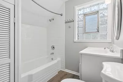 5007 W Argyle Street, Chicago, IL 60630 - Photo 12