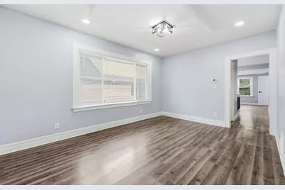 10607 S May Street, Chicago, IL 60643 - Photo 4
