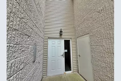 794 N Gary Avenue #102, Carol Stream, IL 60188 - Photo 2
