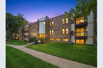 2214 Country Club Drive #25c, Woodridge, IL 60517 - Photo 1