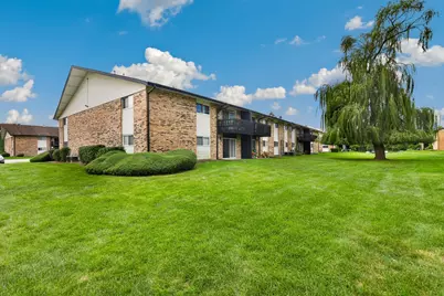 5A Kingery Quarter #5-104, Willowbrook, IL 60527 - Photo 12