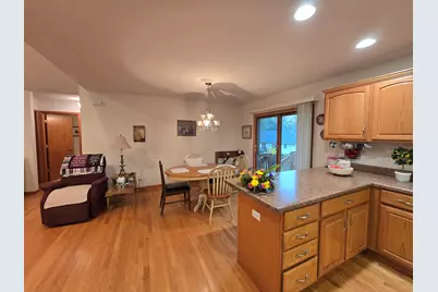 330 Kirkwood Avenue, Winthrop Harbor, IL 60096 - Photo 12