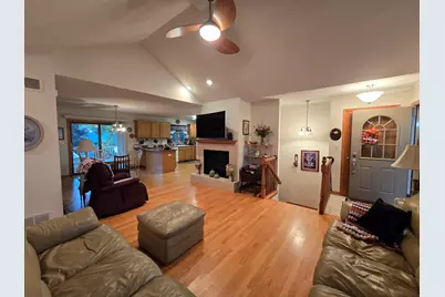 330 Kirkwood Avenue, Winthrop Harbor, IL 60096 - Photo 6