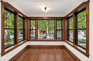 5847 N Magnolia Ave, Chicago, IL 60660 - Photo 4