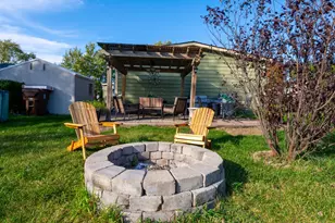 261 Blackthorn Rd, Matteson, IL 60443 - Photo 36