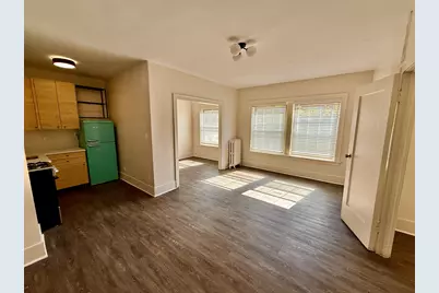 5309 N Winthrop Avenue #214, Chicago, IL 60640 - Photo 2