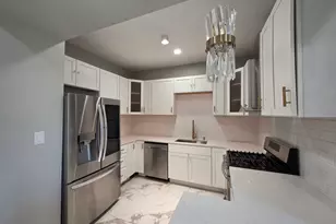 802 State Line Rd, Calumet City, IL 60409 - Photo 2