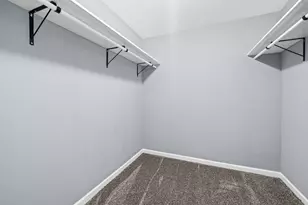 8894 Knight Ave, Des Plaines, IL 60016 - Photo 12