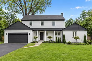1288 Sunview Ln, Winnetka, IL 60093 - Photo 1