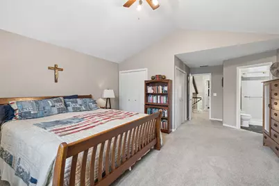 5427 Ashbrook Place, Downers Grove, IL 60515 - Photo 14