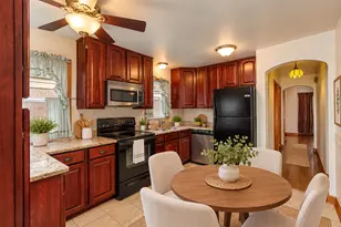 3851 W 108th Pl, Chicago, IL 60655 - Photo 8
