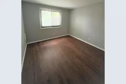 148 Dunteman Drive #101, Glendale Heights, IL 60139 - Photo 2
