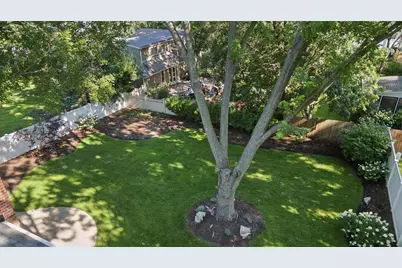 1249 Stonegate Road, Naperville, IL 60540 - Photo 4