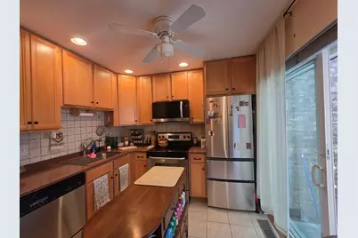 1S282 Holyoke Lane, Villa Park, IL 60181 - Photo 6