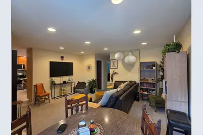1S282 Holyoke Lane, Villa Park, IL 60181 - Photo 4