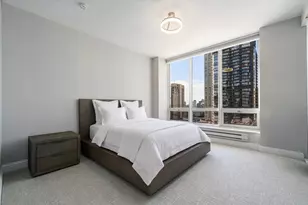 55 E Erie St, Chicago, IL 60611 - Photo 12