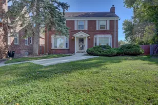 7741 S Paxton Ave, Chicago, IL 60649 - Photo 1