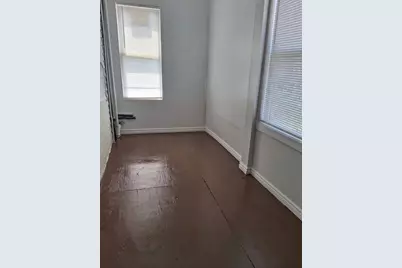8518 S Muskegon Avenue, Chicago, IL 60617 - Photo 22