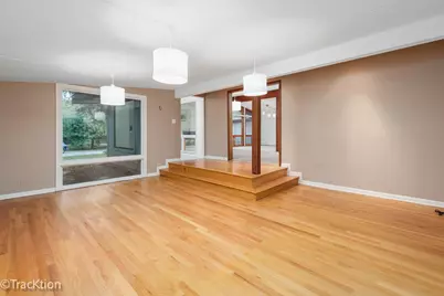 240 Shady Lane, Downers Grove, IL 60515 - Photo 6