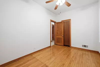 4908 W Berteau Avenue, Chicago, IL 60641 - Photo 10