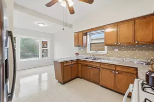 4908 W Berteau Ave, Chicago, IL 60641 - Photo 26