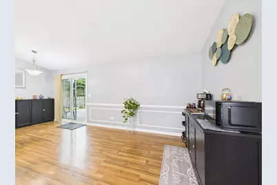 1353 Fountain Green Drive, Crystal Lake, IL 60014 - Photo 28