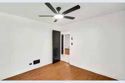 8459 S Elizabeth Street, Chicago, IL 60620 - Photo 16