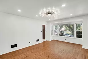 8459 S Elizabeth St, Chicago, IL 60620 - Photo 4