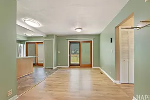 3610 Eastway Dr, Island Lake, IL 60042 - Photo 10