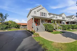 1060 Kufrin Way, Lombard, IL 60148 - Photo 2