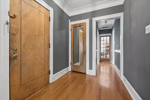 5800 S Blackstone Ave, Chicago, IL 60637 - Photo 4