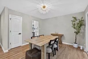 145 Walton St, Barrington, IL 60010 - Photo 12
